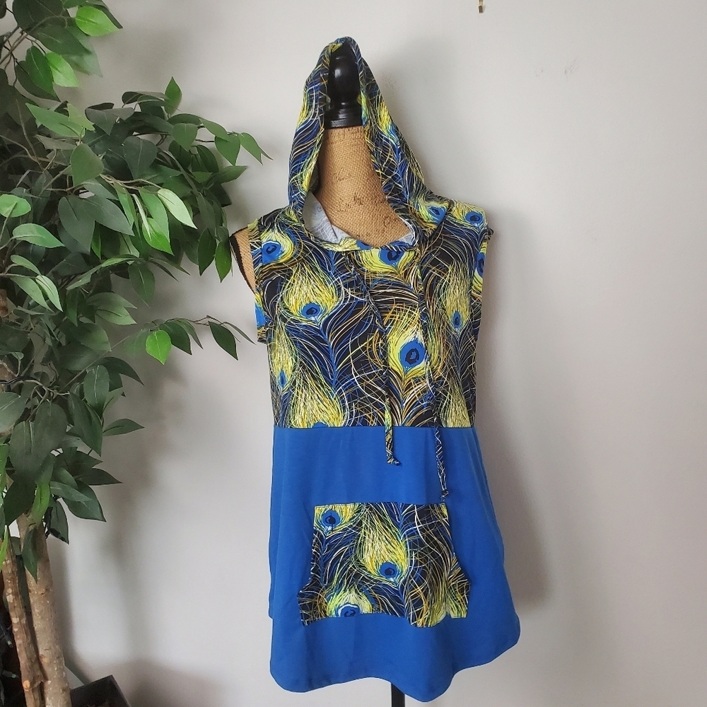 Lularoe Peacock Print Hooded Tank Top Blue Yellow Womens Small